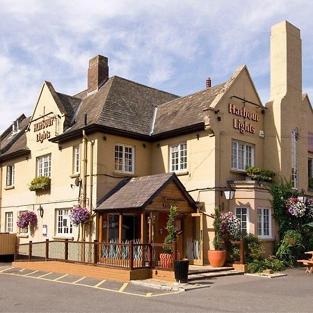 Premier Inn Portsmouth North Harbour Ngoại thất bức ảnh