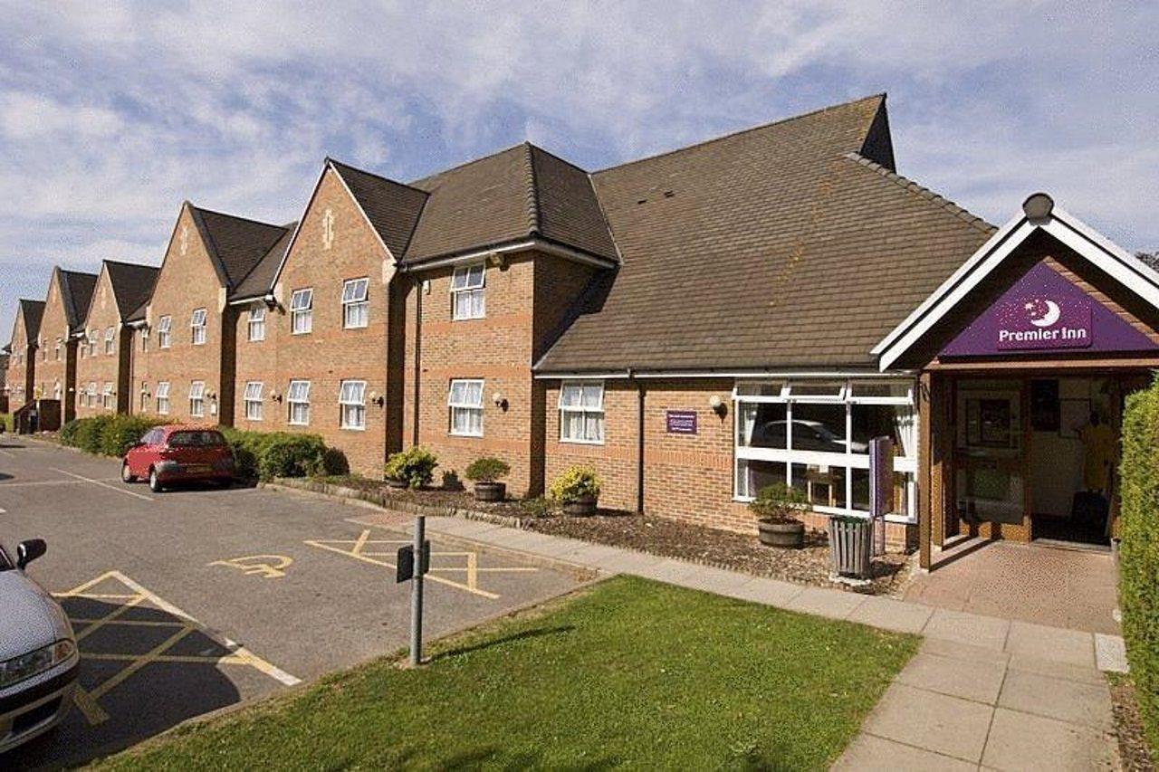 Premier Inn Portsmouth North Harbour Ngoại thất bức ảnh